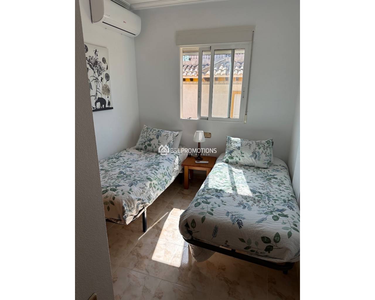 Alquiler a largo plazo - Casa adosada / Duplex -
Orihuela Costa - Villamartin