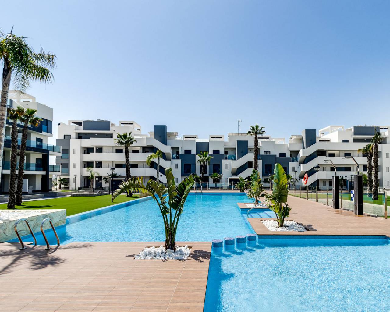 Apartamento en planta baja en venta en Guardamar del Segura, Alicante