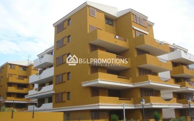 Apartamento - Reventa - Torrevieja -
                Punta Prima