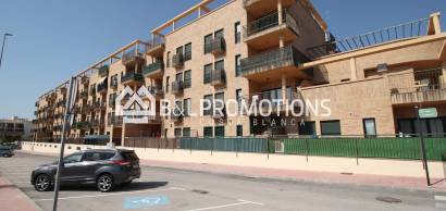 Appartement - Herverkoop -
            Archena - R523