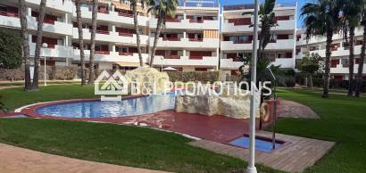 Appartement - Herverkoop -
            Orihuela Costa - R576
