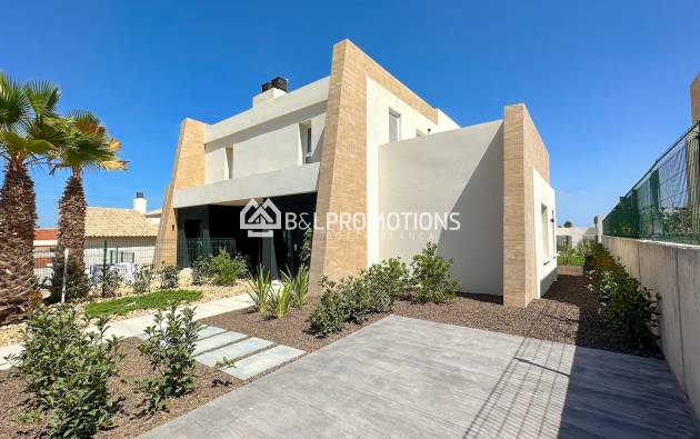 Doppelhaushälfte · Gebrauchtimmobilien · Alicante · La Finca Golf