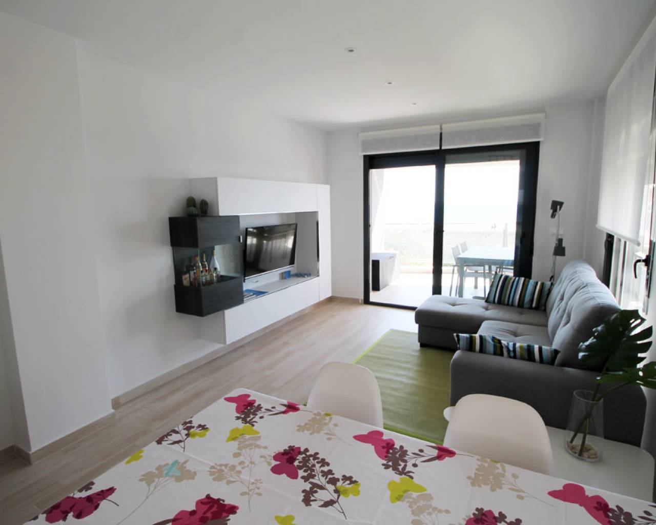 Ferienvermietung - Appartement -
Torrevieja - La Mata
