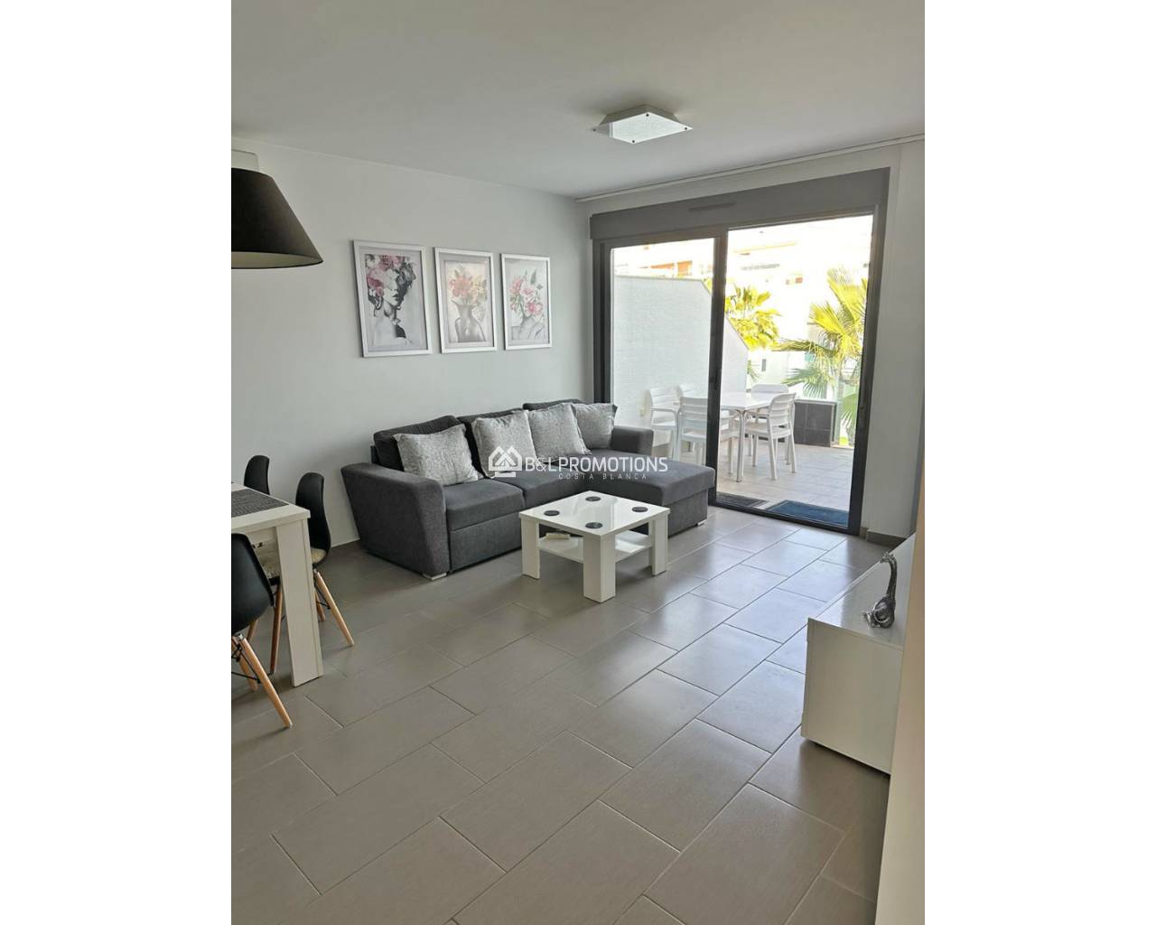 Ferienvermietung - Appartement -
Torrevieja - Punta Prima