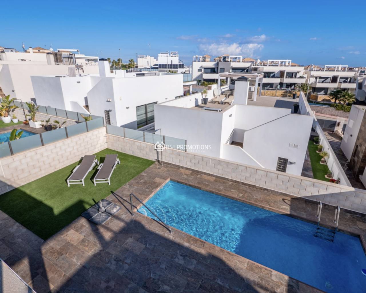 Gebrauchtimmobilien - Villa -
Orihuela Costa - Villamartin