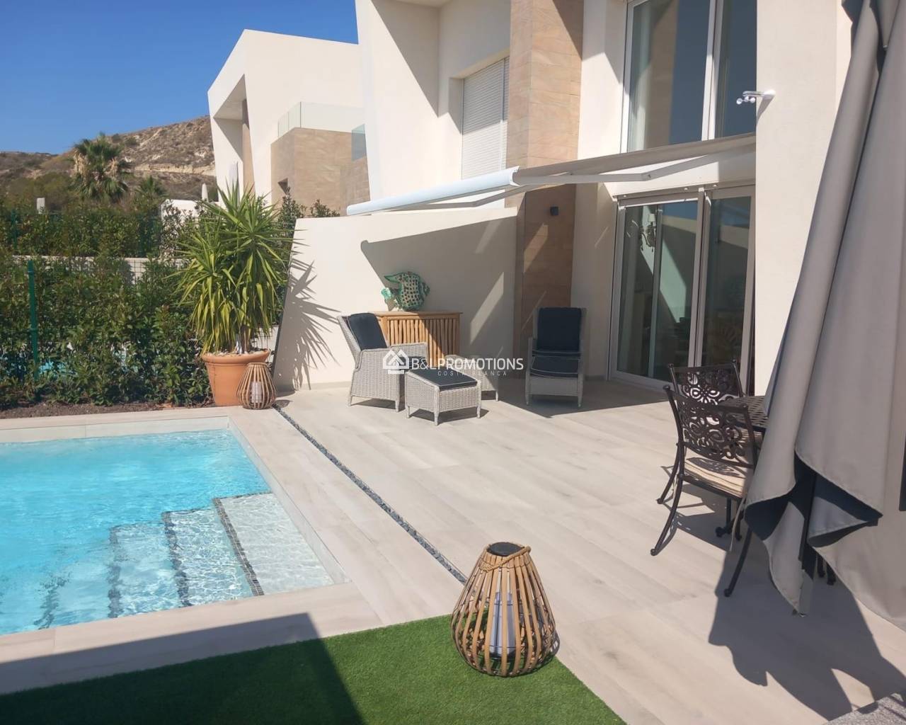 Használt ingatlan - Ikerház -
Alicante - La Finca Golf