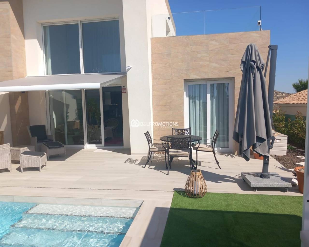 Használt ingatlan - Ikerház -
Alicante - La Finca Golf