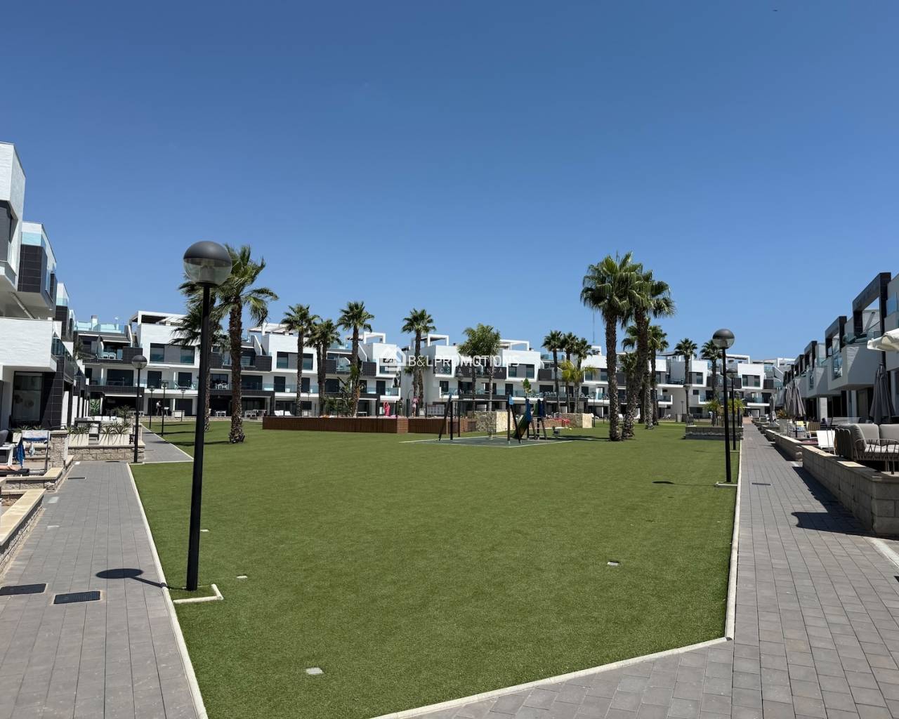 Herverkoop - Bungalow -
Guardamar del Segura - El Raso