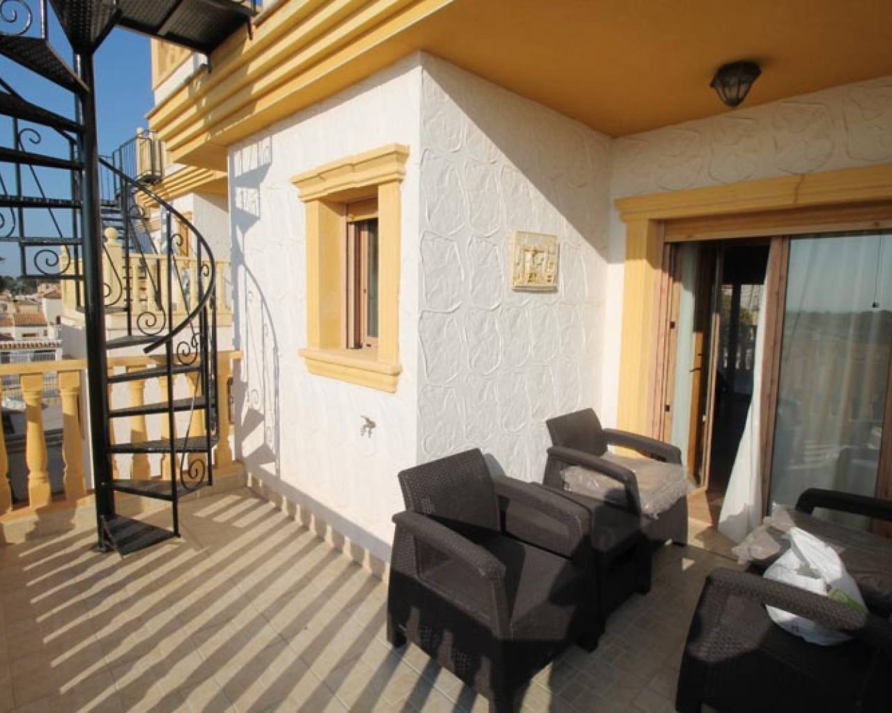 Lange termijn verhuur - Vrijstaande villa -
Orihuela Costa - El Galán