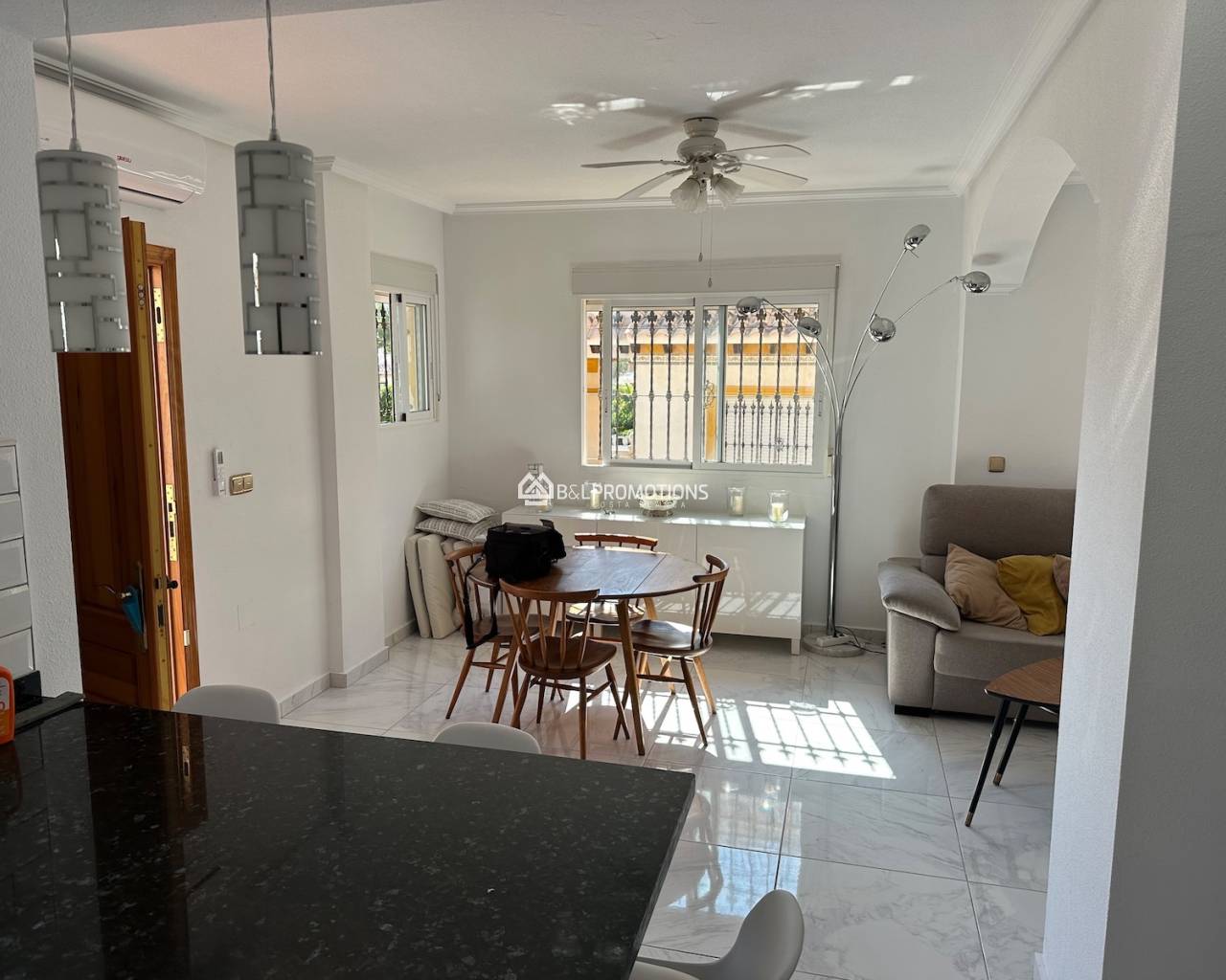 Langzeitvermietung - Reihenhaus / Duplex -
Orihuela Costa - Villamartin