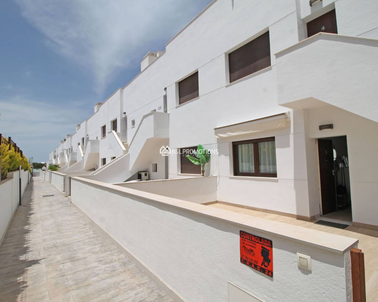 Location vacances - Appartement -
Torrevieja - Los Balcones