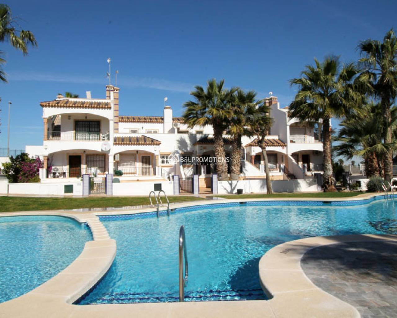 Location vacances - Maison jumeleé / Duplex -
Orihuela Costa - Villamartin Golf