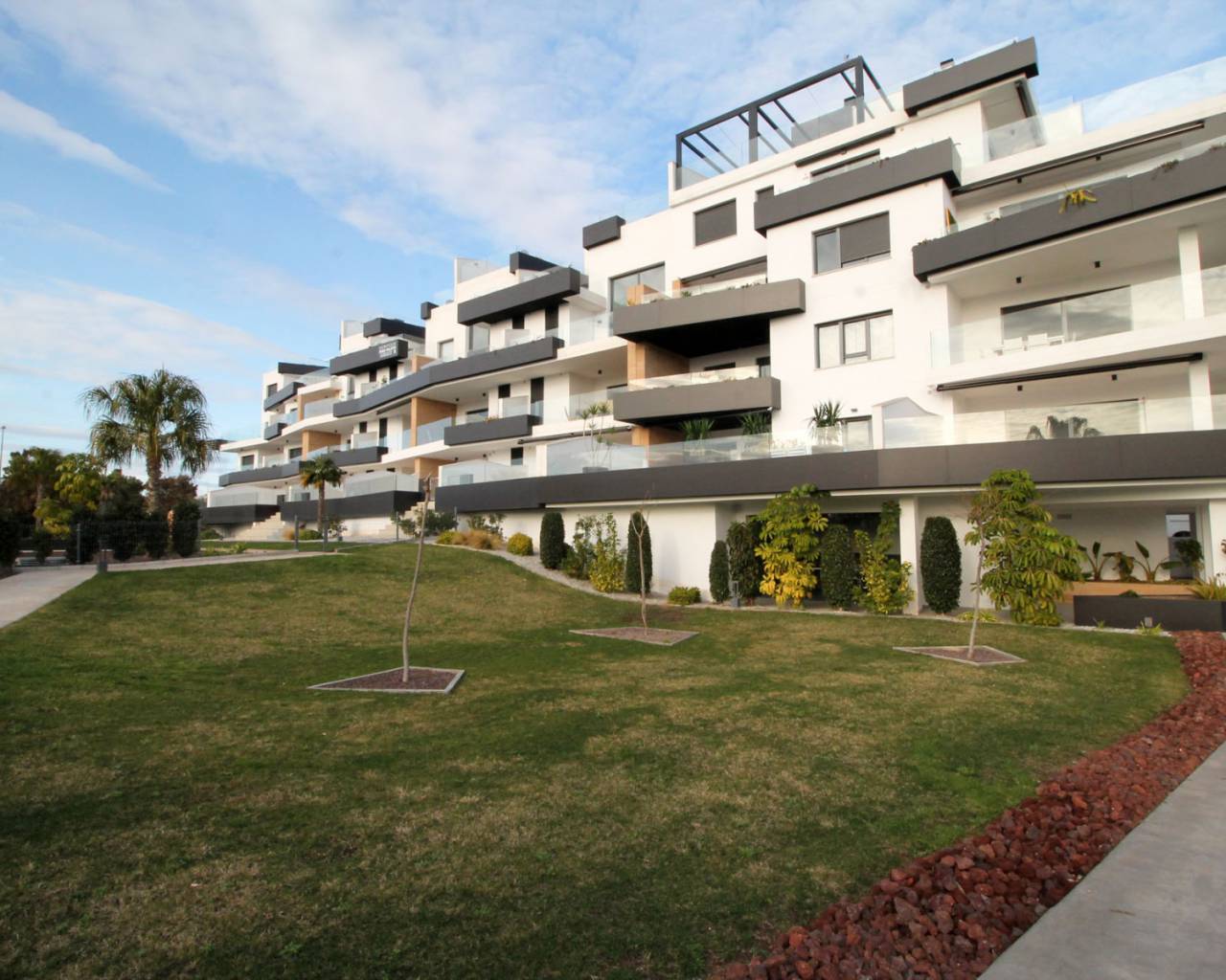 Luxury apartment for rent for holiday in Villamartin Golf, Orihuela Costa