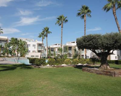 Modern ground floor apartment with parking for sale in Torrevieja, Alicante, Spain
