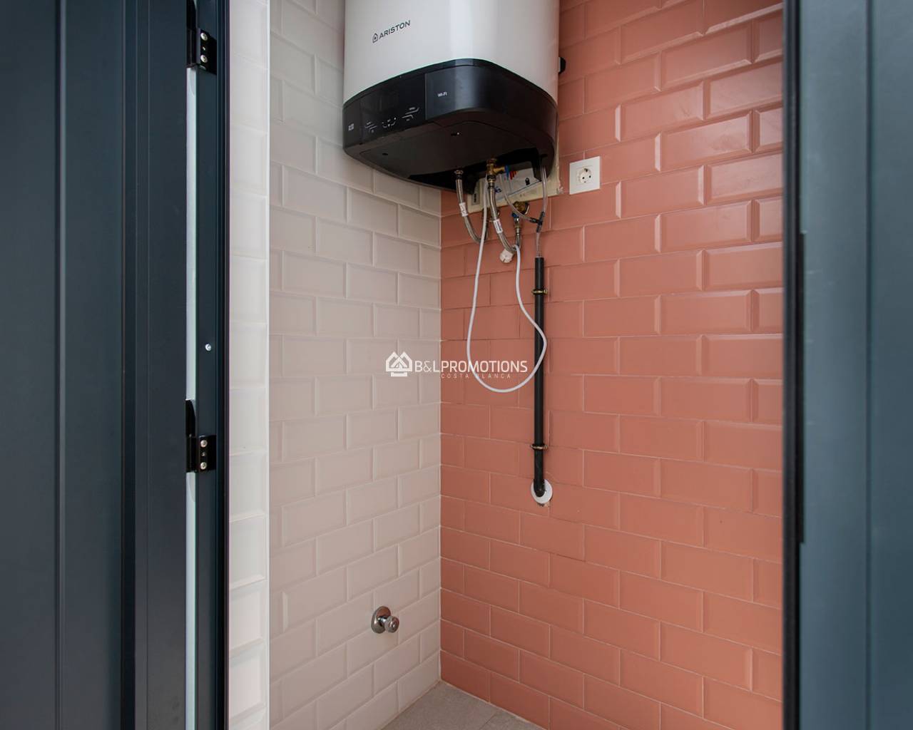 Neubauimmobilien - Quattrohaus -
Sucina - Centro