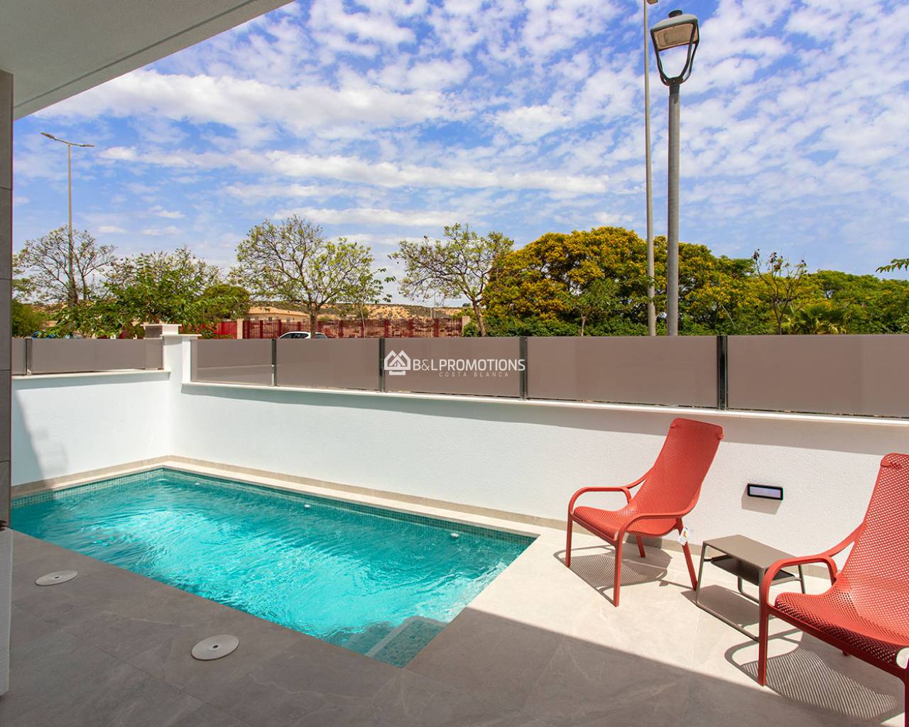 Neubauimmobilien - Quattrohaus -
Sucina - Centro