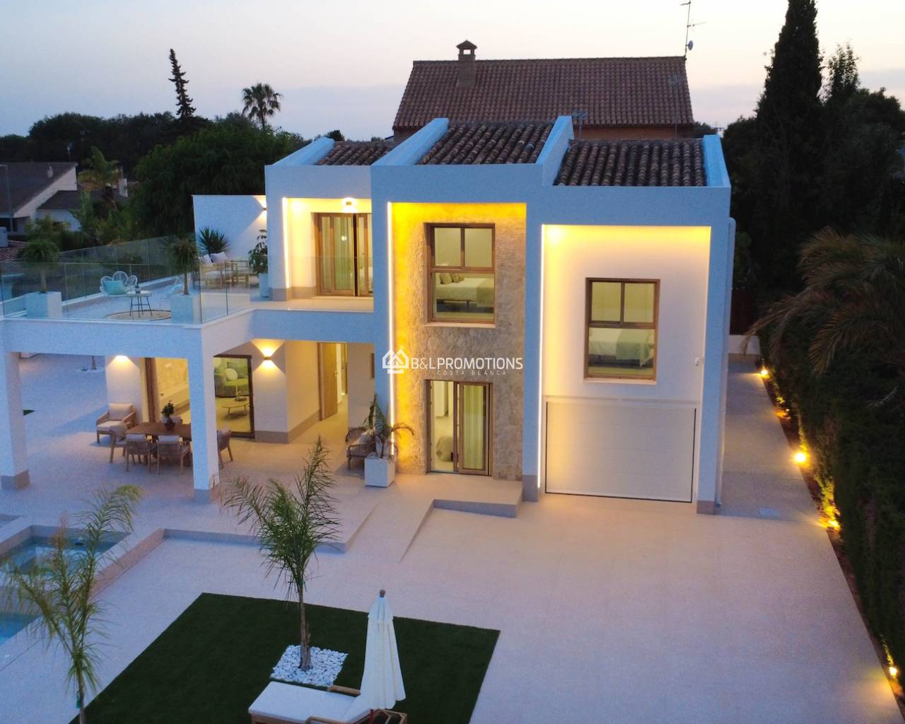 Neubauimmobilien - Villa -
Orihuela Costa - Campoamor