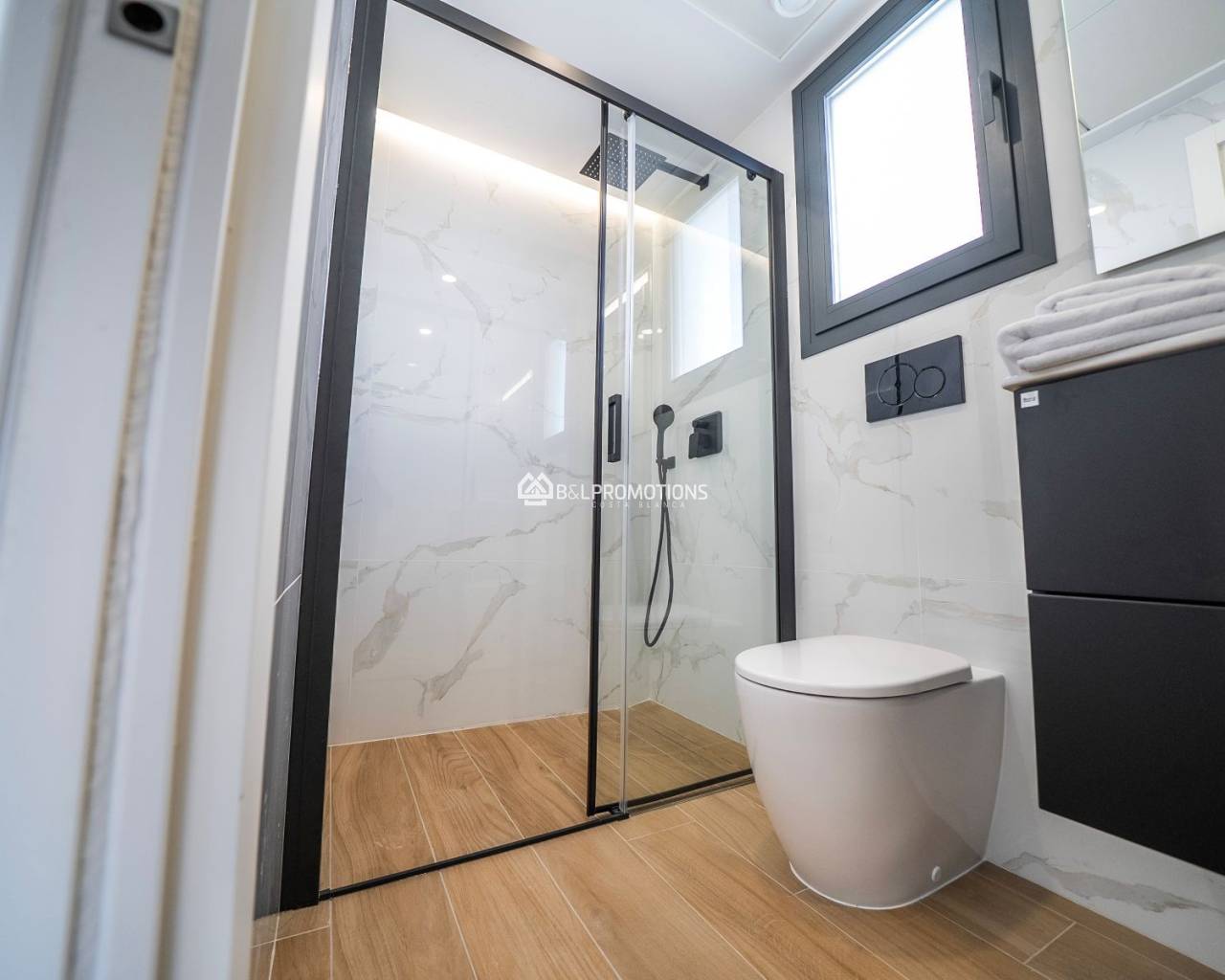 New build - Semi detached villa -
Alicante - La Finca Golf