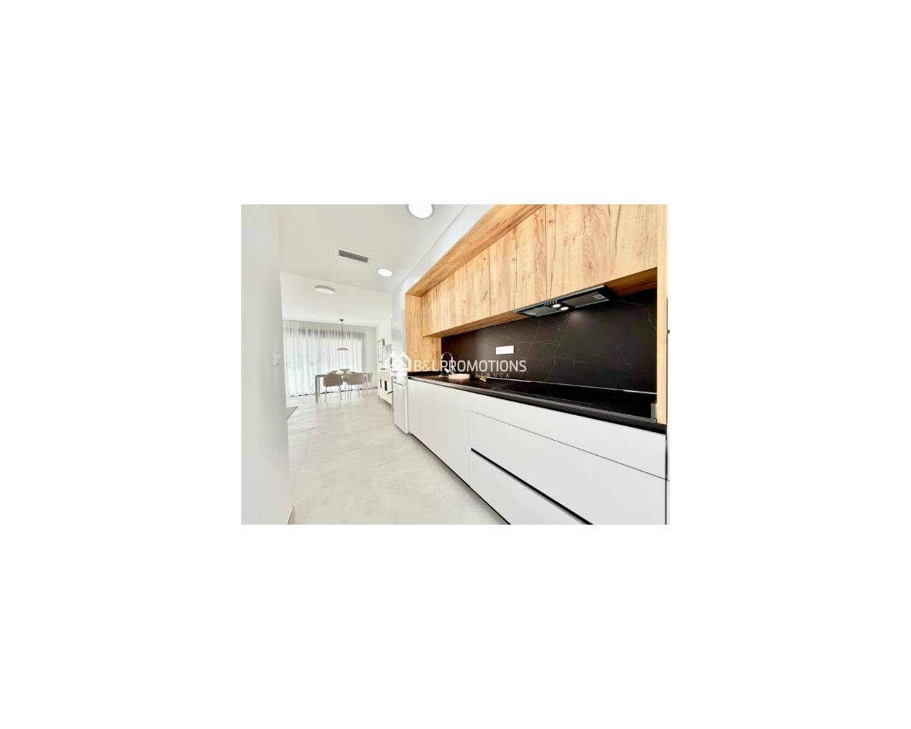 Nieuwbouw - Geschakelde woning / duplex -
Cox