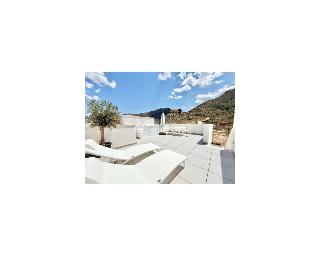 Nieuwbouw - Geschakelde woning / duplex -
Cox