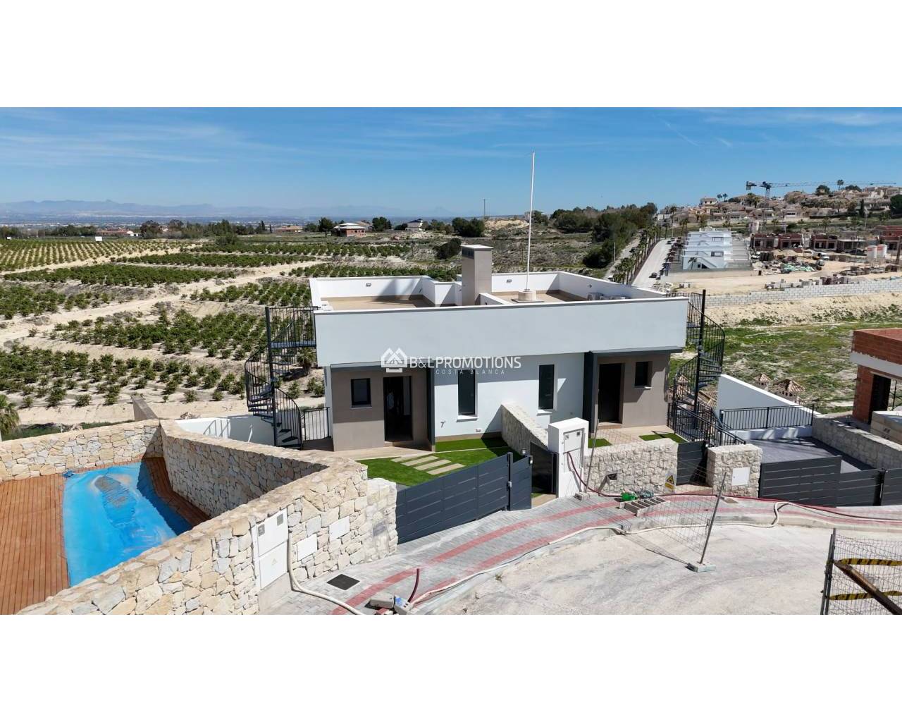 Nouvelle construction - Villa jumeleé -
Alicante - La Finca Golf
