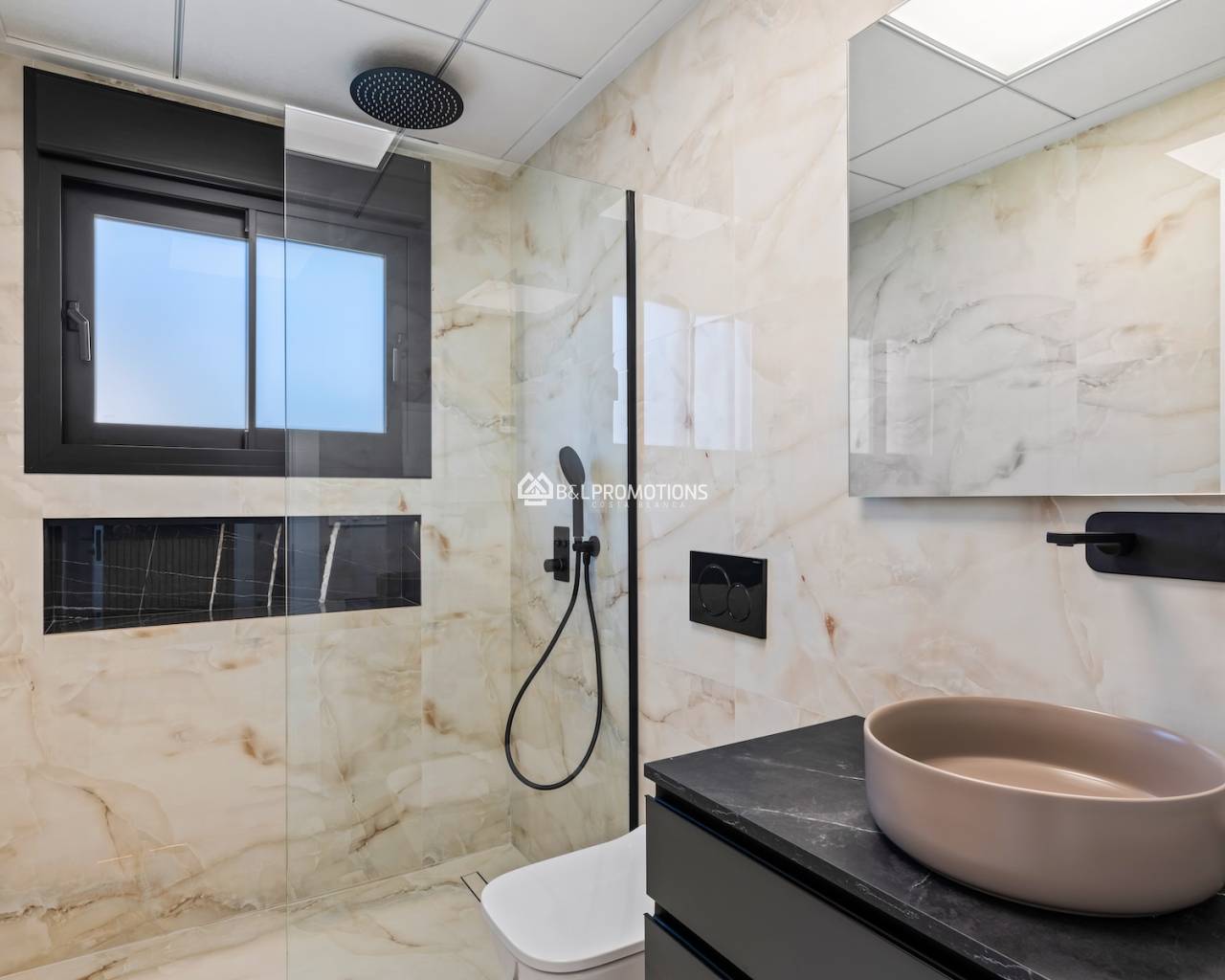 Nueva construcción - Chalet independiente -
Alicante - La Finca Golf