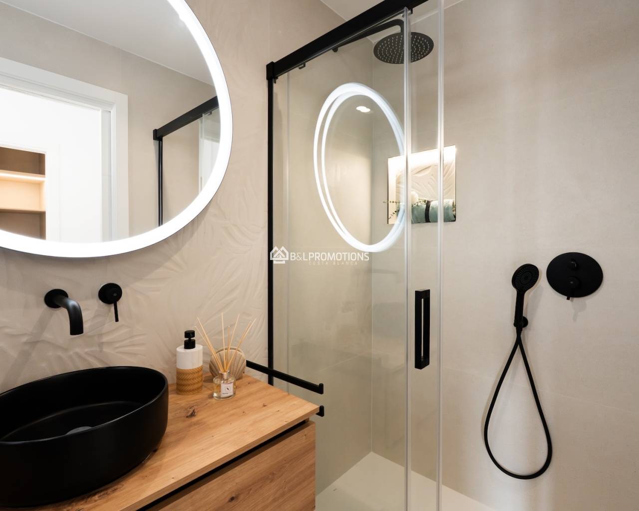 Nueva construcción - Chalet independiente -
Orihuela Costa - Campoamor