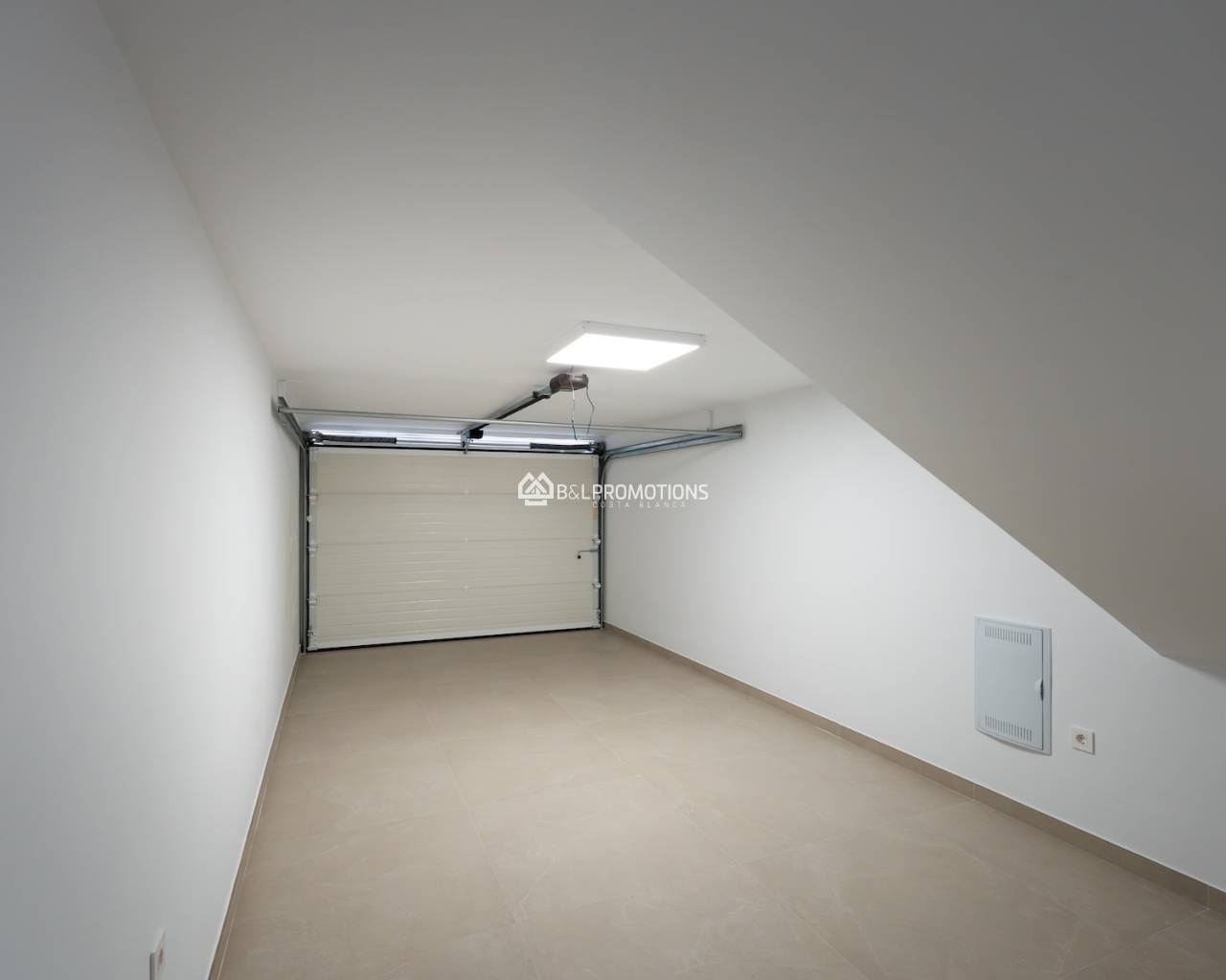 Nueva construcción - Chalet independiente -
Orihuela Costa - Campoamor