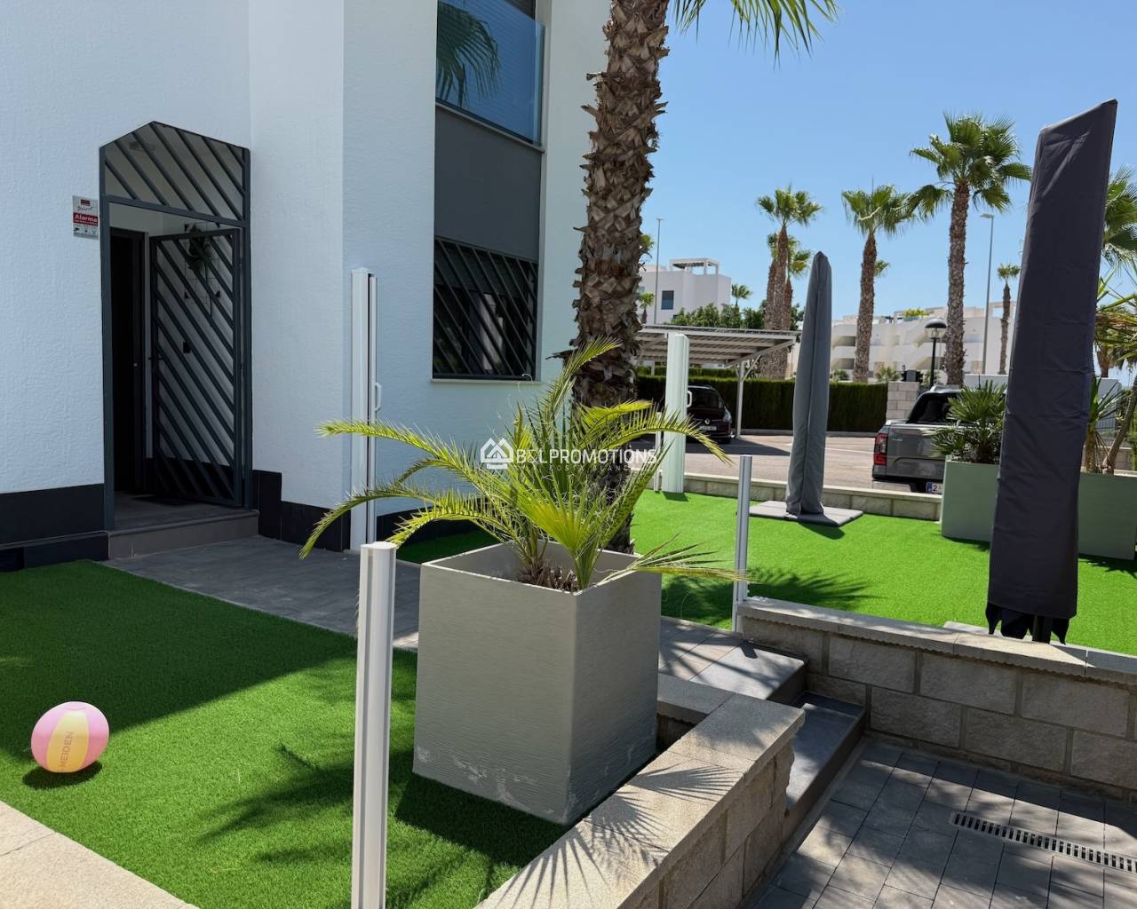 Resale - Bungalow -
Guardamar del Segura - El Raso