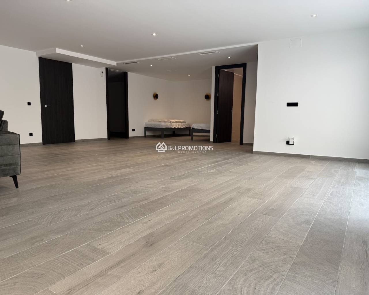 Resale - Villa -
Alicante - La Finca Golf