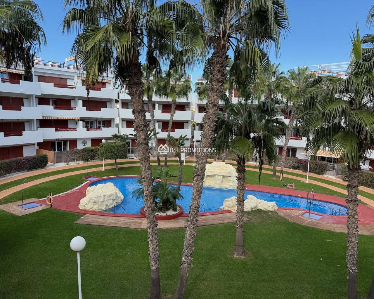 Reventa - Apartamento -
Orihuela Costa - Playa Flamenca