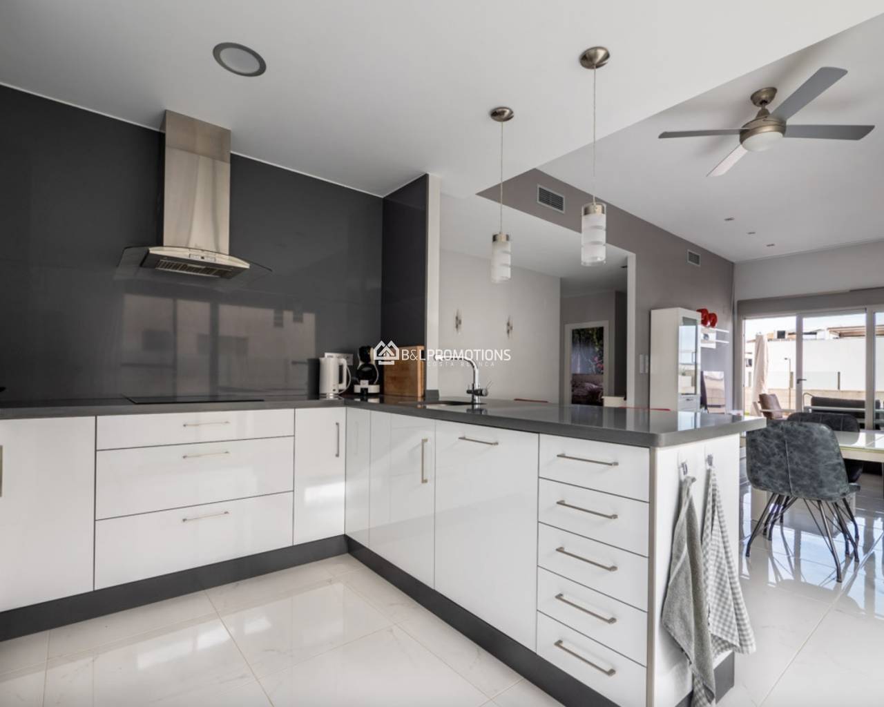 Reventa - Chalet independiente -
Orihuela Costa - Villamartin