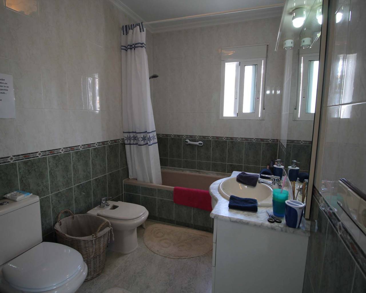 Reventa - Chalet independiente -
San Miguel de Salinas