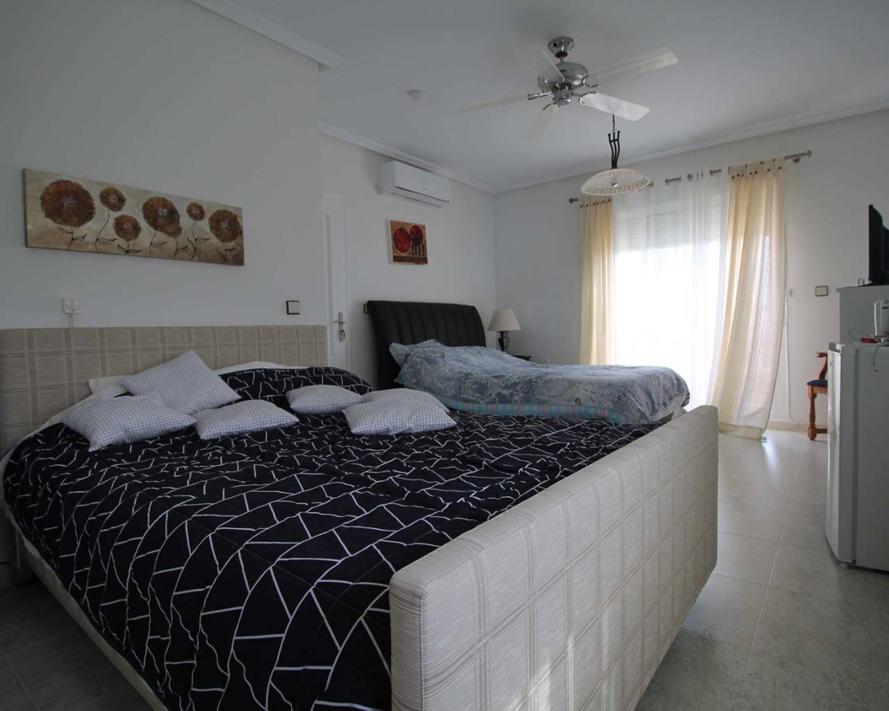 Reventa - Chalet independiente -
San Miguel de Salinas