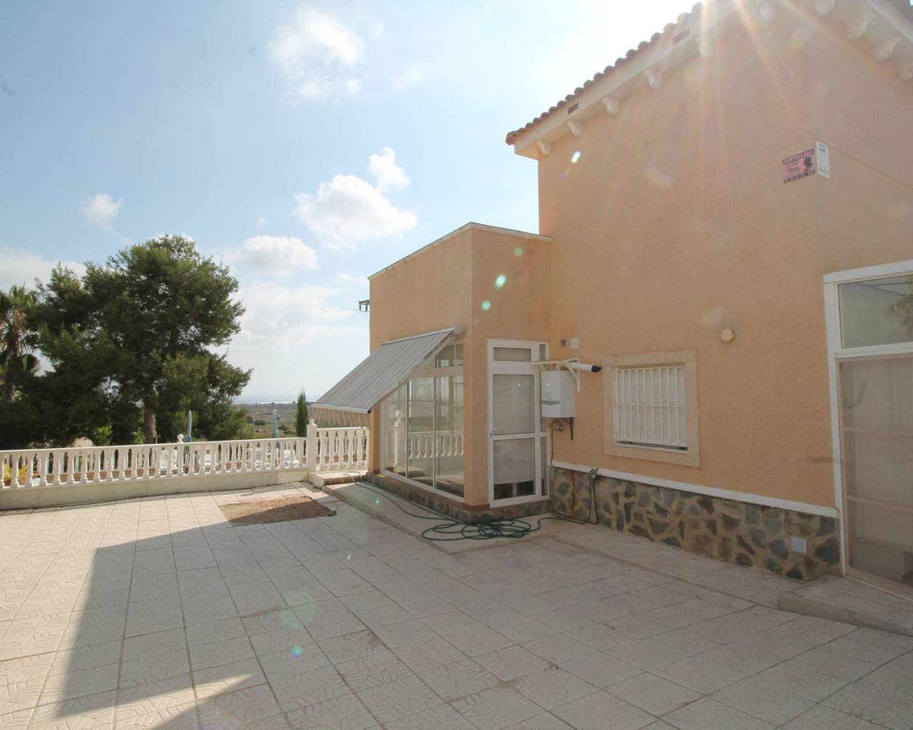 Reventa - Chalet independiente -
San Miguel de Salinas