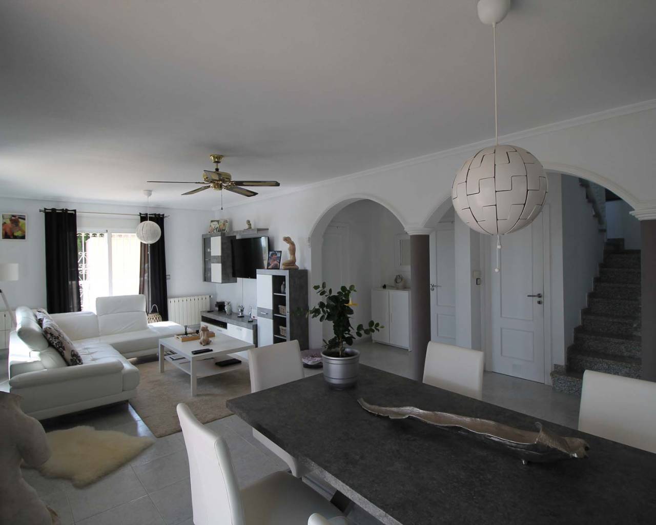 Reventa - Chalet independiente -
San Miguel de Salinas