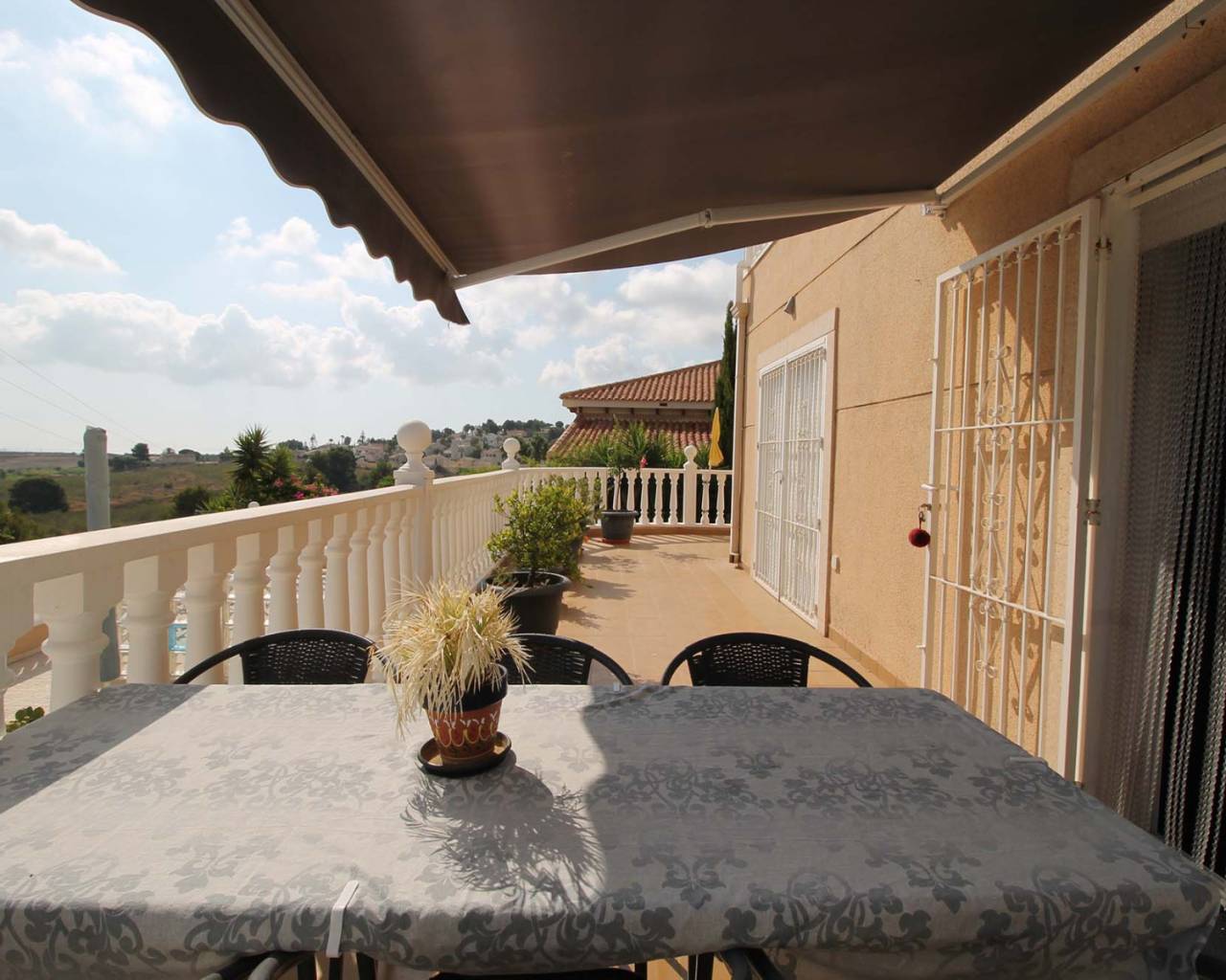 Reventa - Chalet independiente -
San Miguel de Salinas