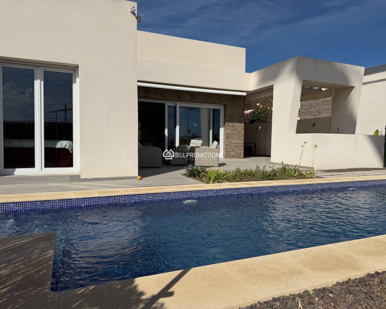 Revente - Villa -
Alicante - La Finca Golf