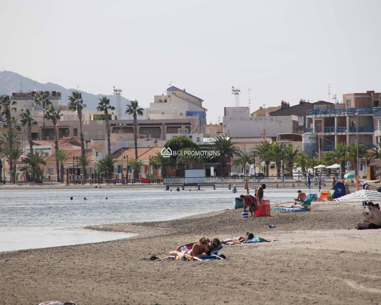 Új építésű ingatlan - Sarokház -
San Pedro del Pinatar