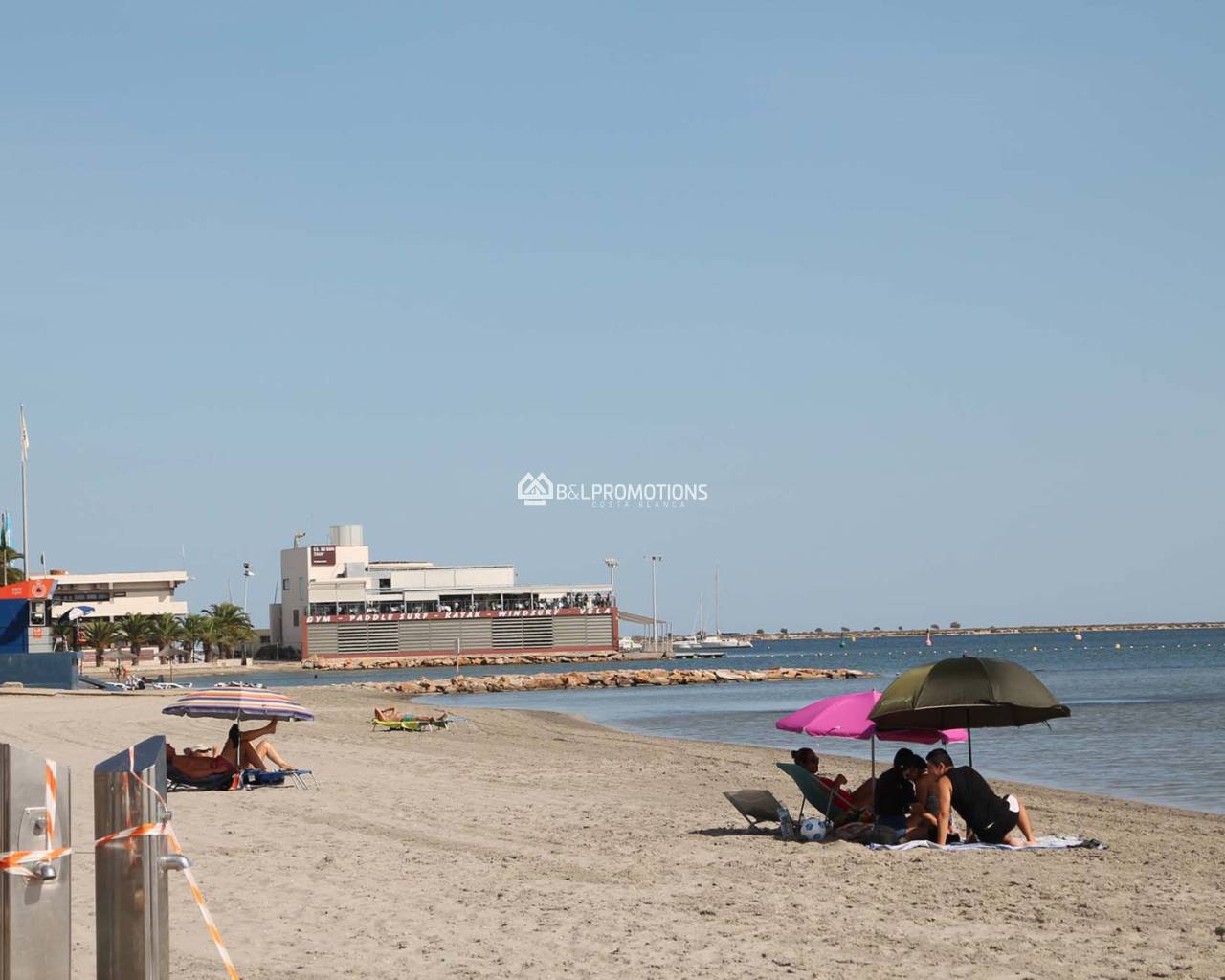 Új építésű ingatlan - Sarokház -
San Pedro del Pinatar