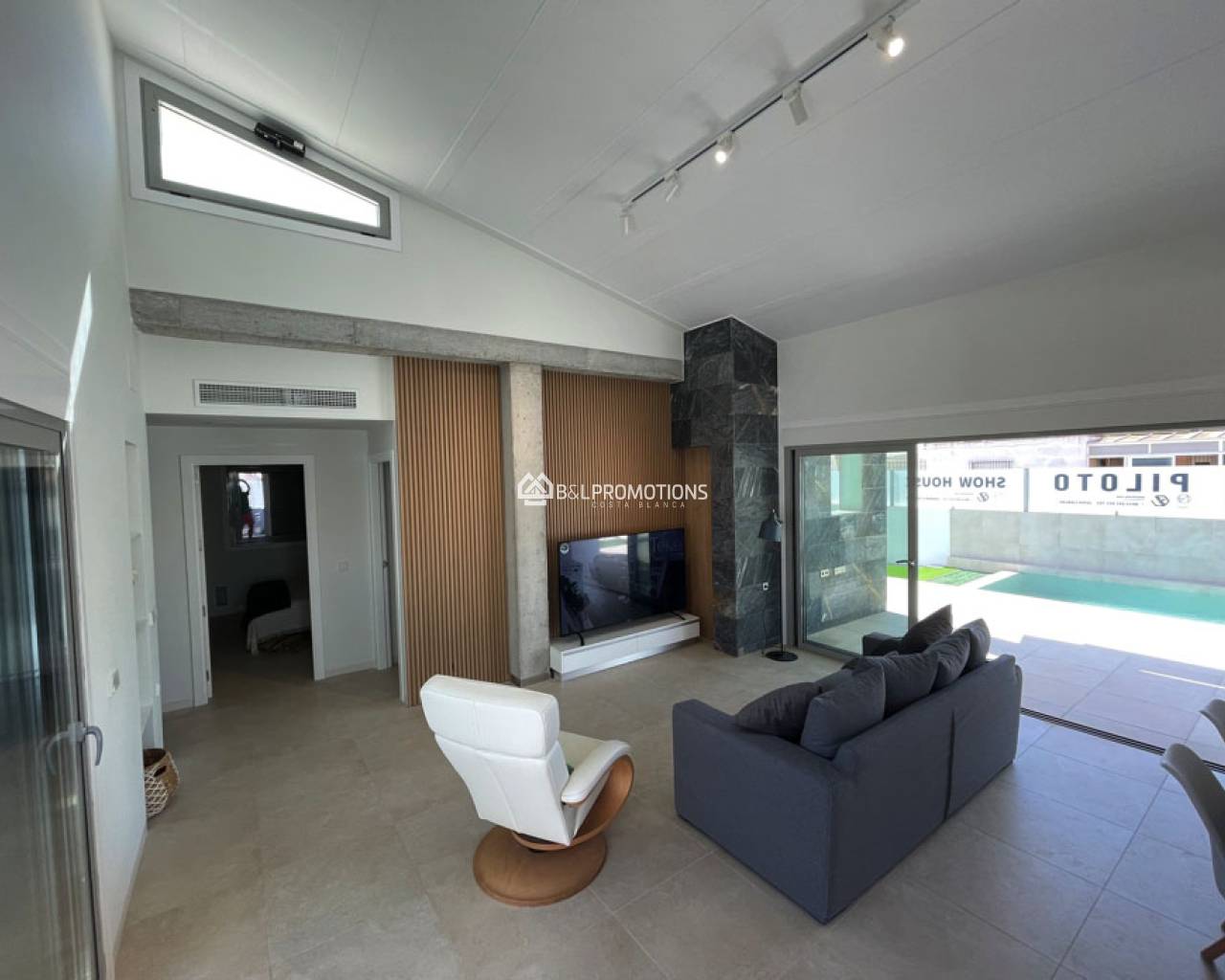 Új építésű ingatlan - Sarokház -
San Pedro del Pinatar