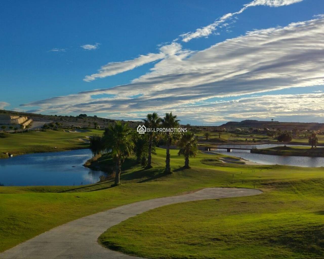 Új építésű ingatlan - Villa -
Orihuela - Vistabella Golf