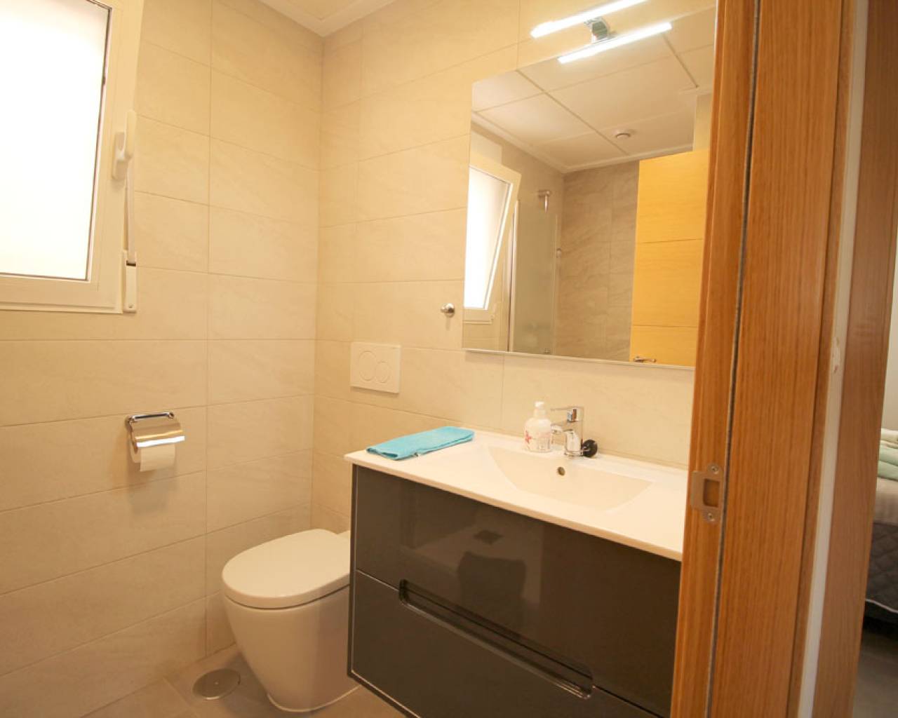 Vakantieverhuur - Appartement -
Torrevieja - Punta Prima
