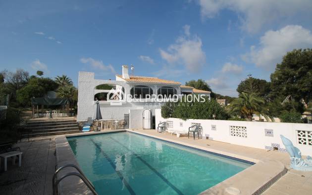 Villa - Gebrauchtimmobilien - Orihuela Costa -
                Villamartin