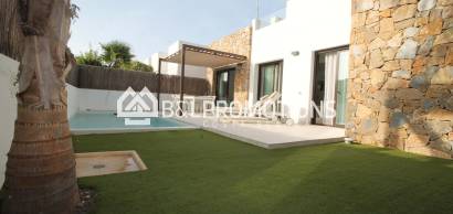 Villa - Használt ingatlan -
            Orihuela Costa - R530