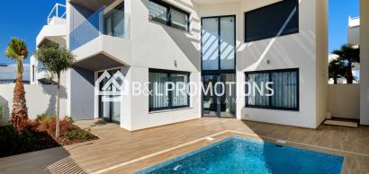 Villa - Neubauimmobilien -
            Torrevieja - V478