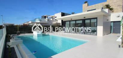 Villa - New build -
            San Miguel de Salinas - V416