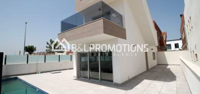 Villa - Új építésű ingatlan -
            Pilar de la Horadada - V439