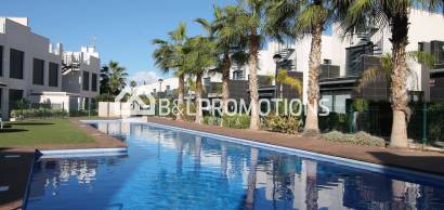 Vrijstaande villa - Herverkoop -
            Torrevieja - R531