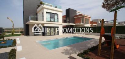 Vrijstaande villa - Nieuwbouw -
            Orihuela Costa - V409